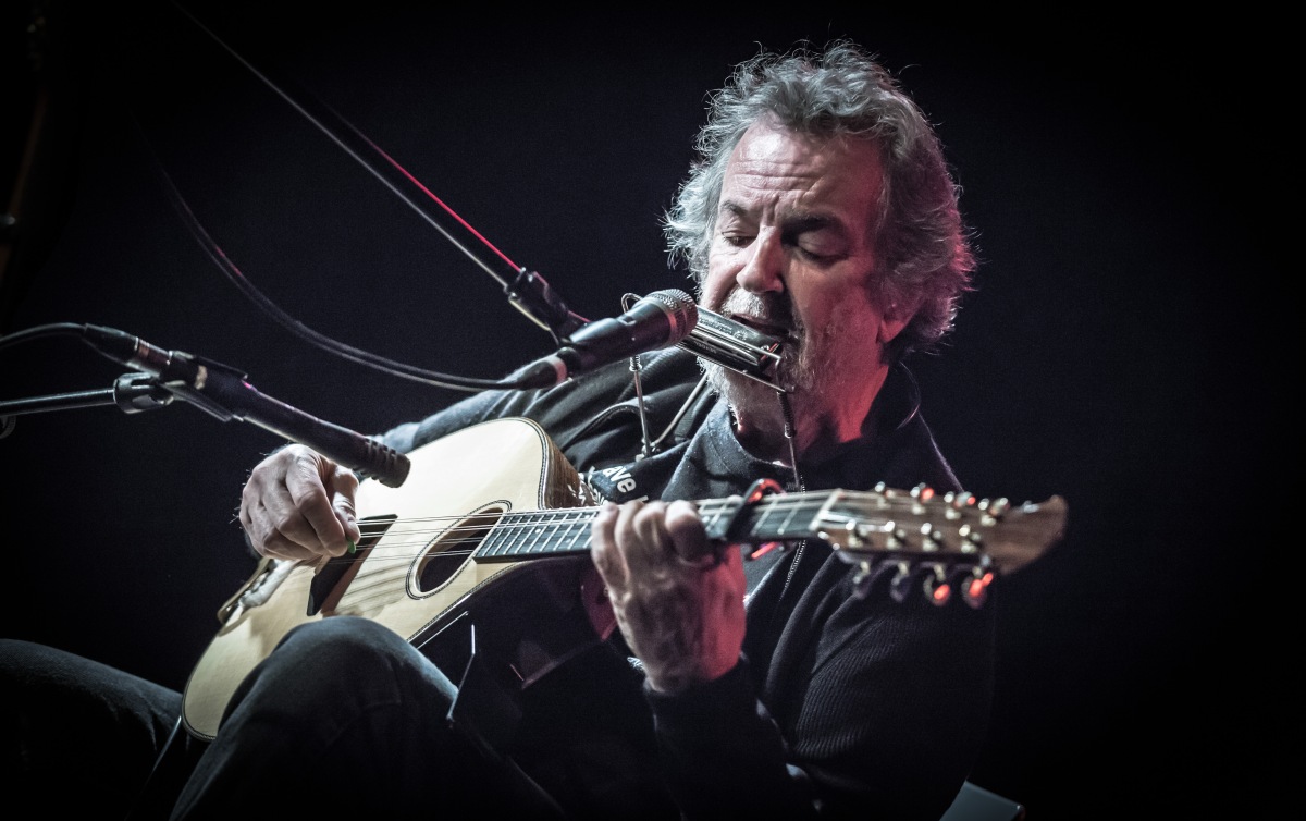 Andy Irvine – On Songwriting, The Road & Woodie Guthrie